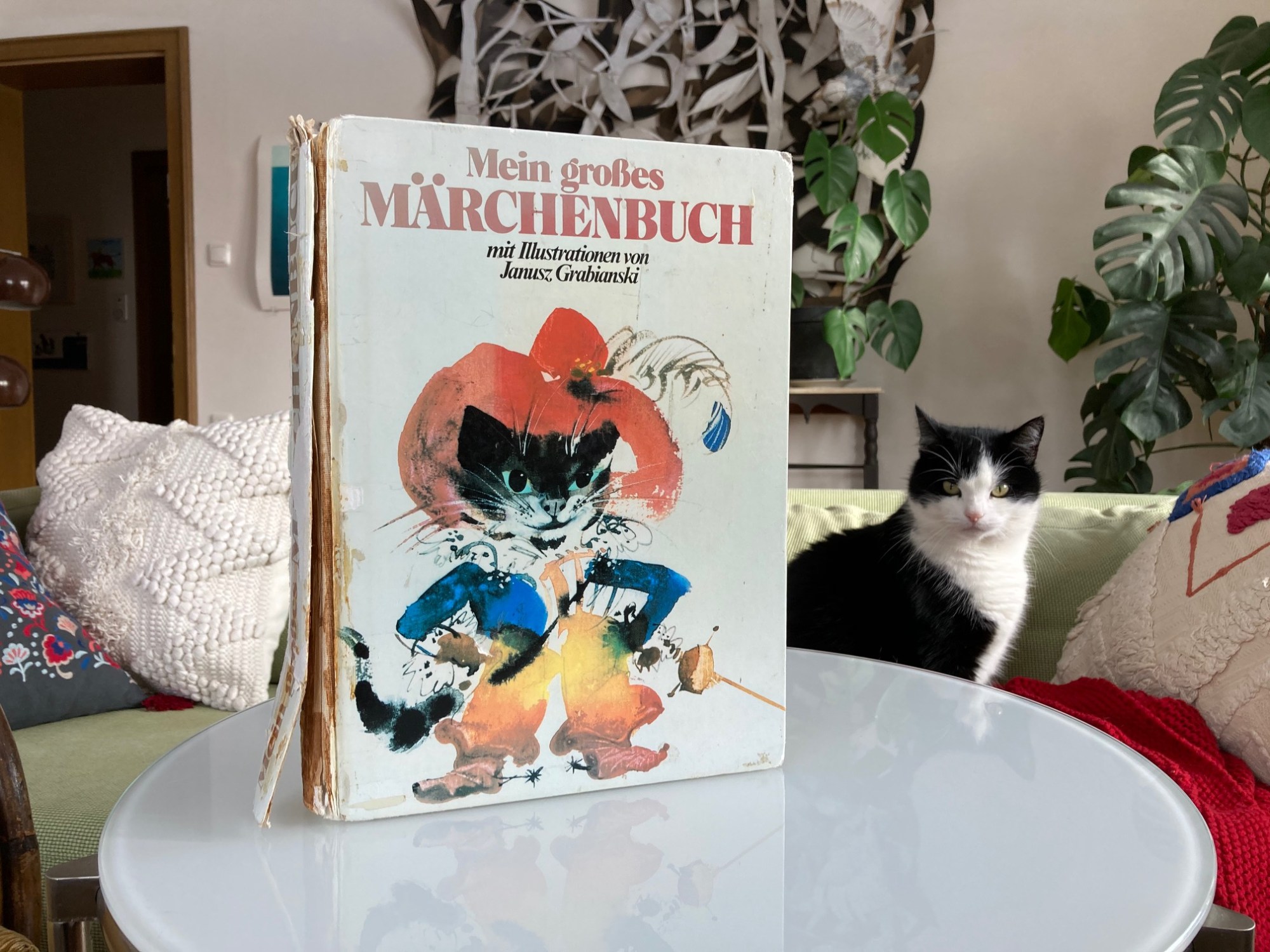 Märchen, Rotkäppchen, vorlesen, Lieblingskinderbuch, Kinder, Familie, Buchtipp, Interview, Illustratorin